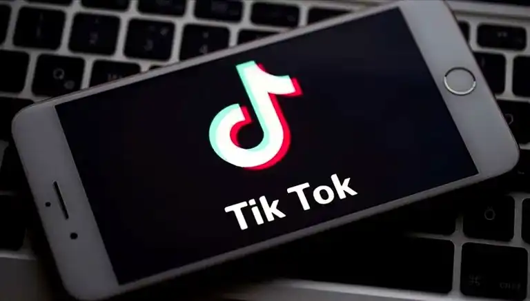 ABD, TikTok'u Yasakladı! Apple Uygulamaları Kaldırdı