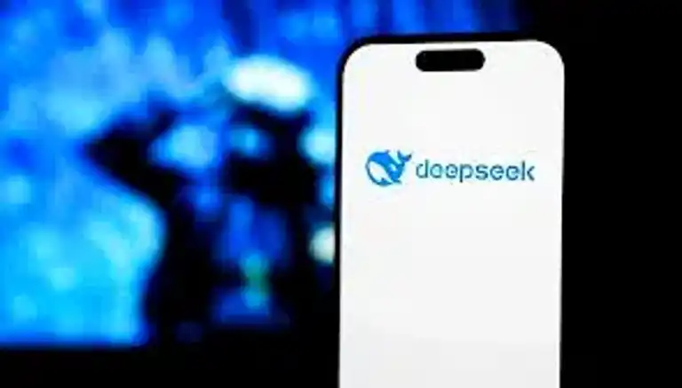 DeepSeek Krizi: Kullanıcı Komutları da Sızdırıldı!