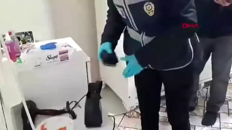 Gaziantep'te Sahte Site Dolandırıcıları Yakalandı