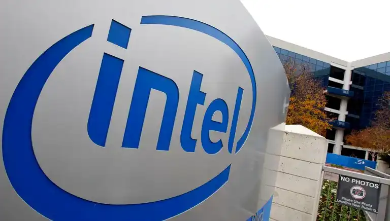 Intel'in Yeni CEO'su 69 Milyon Dolar Kazanacak